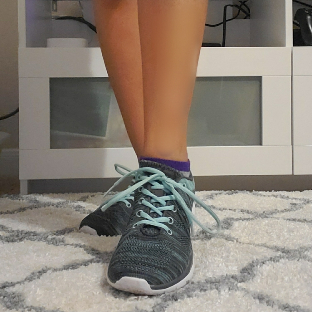 Like New Walking Sneakers